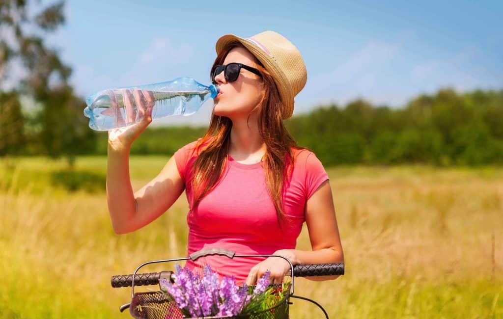 Cat de importanta este hidratarea adecvata pe parcursul zilei