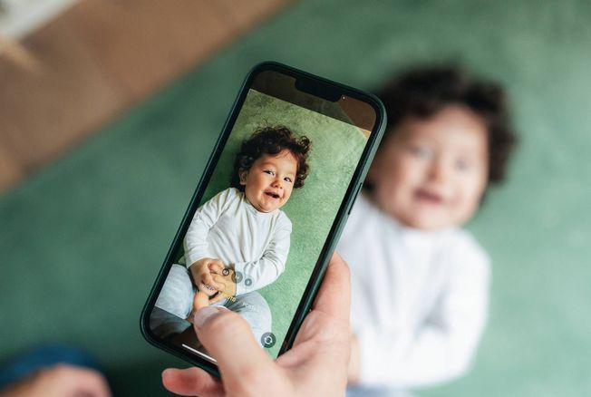 Iata de ce nu ar trebui sa iti expui copiii la retelele de socializare