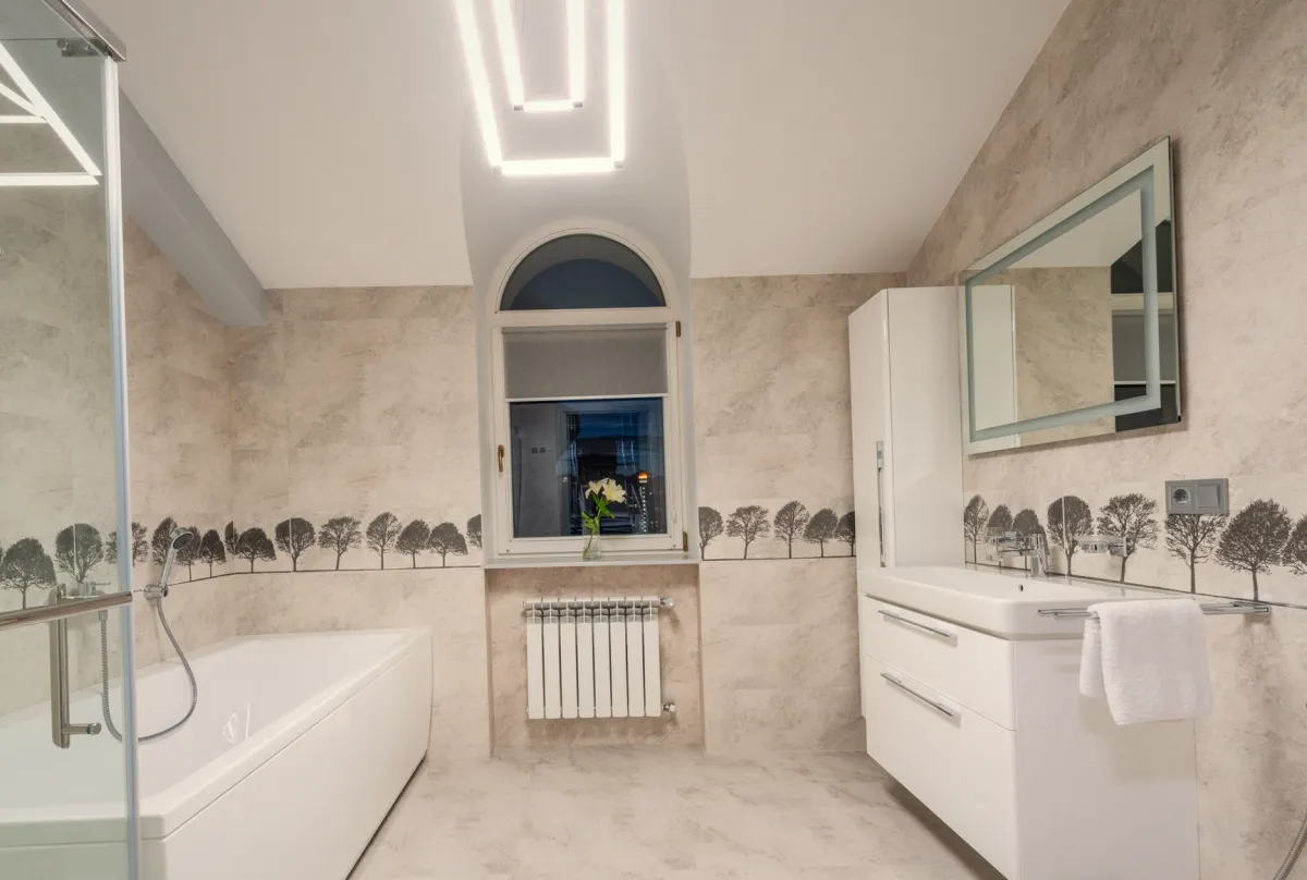 Aerisire baie fără geam: cum alegi ventilatorul